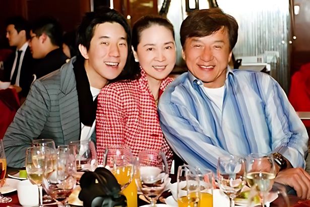 Jackie Chan's Longtime Wife, Joan Lin Feng-jiao