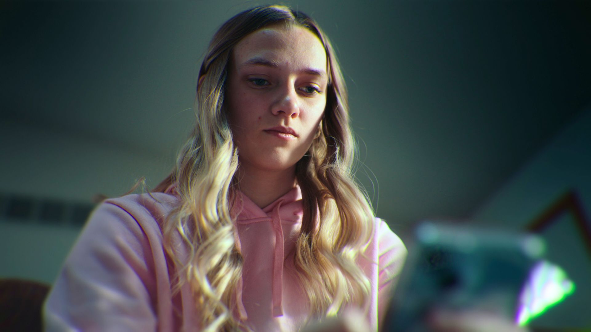 Unknown Number is the Netflix high-school catfish documentary you need to stream if you loved Trainwreck